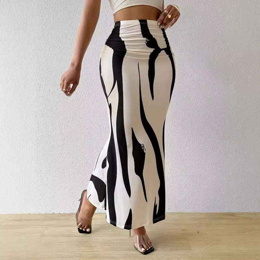 Zebra Slimming Dress – Bold, Elegant & Flattering Fit