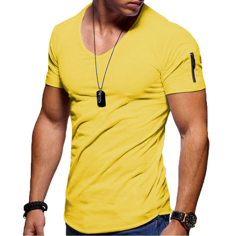 Men’s V-neck Short-sleeved Youth Shirt – Weekend gym-ready look with joggers; breathable, lightweight feel for warm days