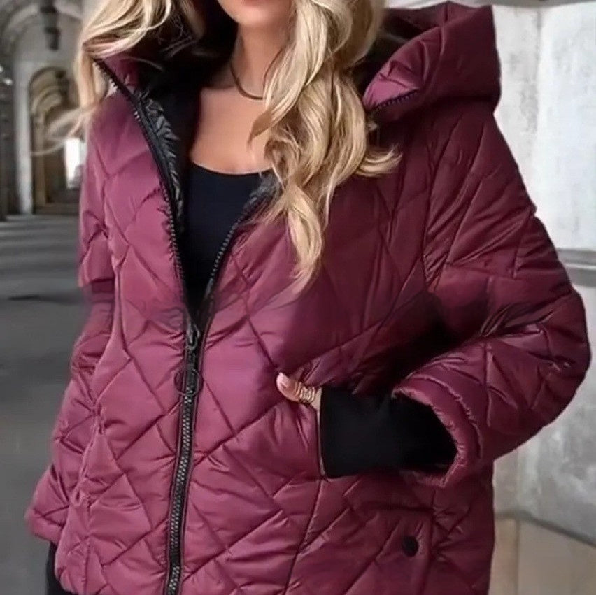 Model Wearing XS Women's Lightweight Warm Hooded Jacket – Perfect for Petite Frames