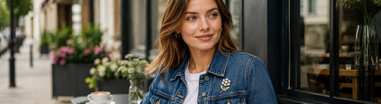 Brosche tragen: moderne Styling-Tipps fürs Wochenende