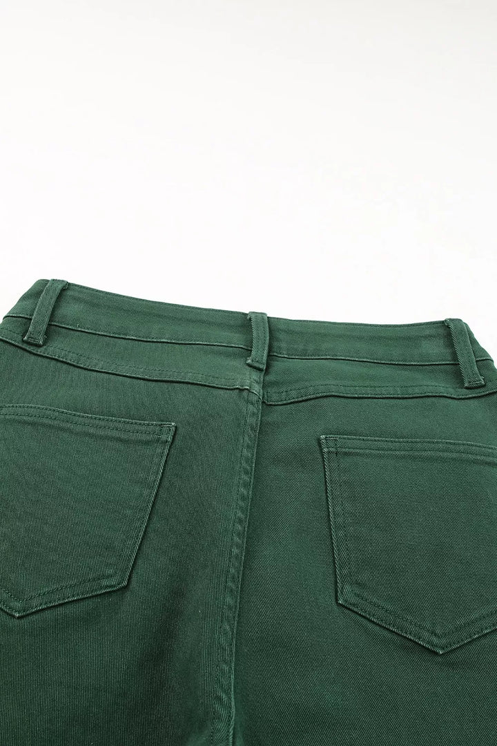 Waist-to-ankle view of women&