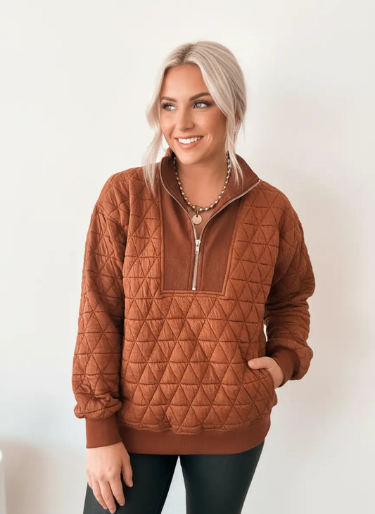 Women's geometric quilted half-zip sweatshirt in cream oversized cozy layering piece for fall