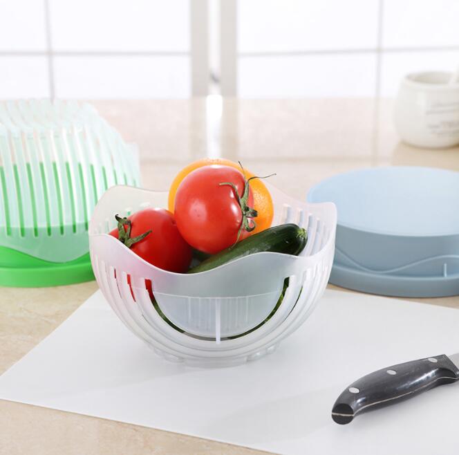 Top view of the salad cutter bowl lid showing 13 cutting seams for quick chopping
