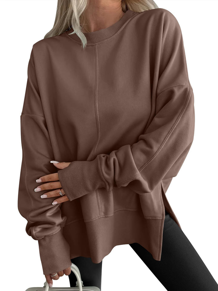 women loose sweater effortless casual outfit pairing