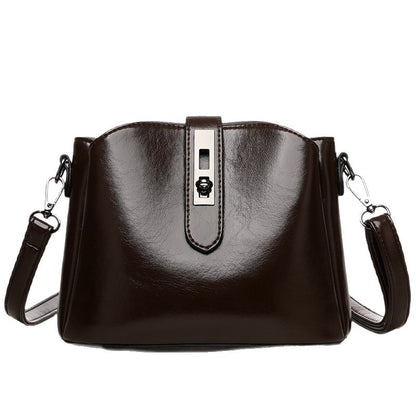 retro fashionable women's bag showcasing premium PU material and timeless design appeal