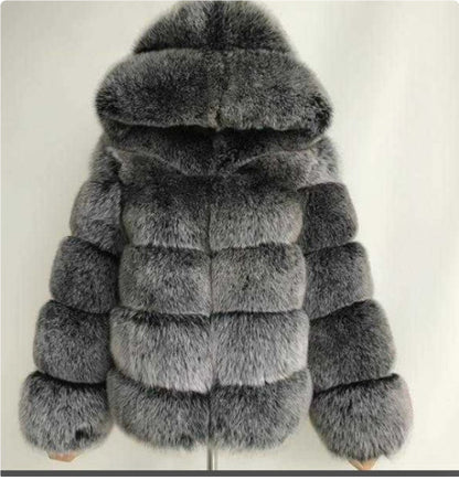 Women's Hooded Faux Fur Jacket – Minimalist Elegance