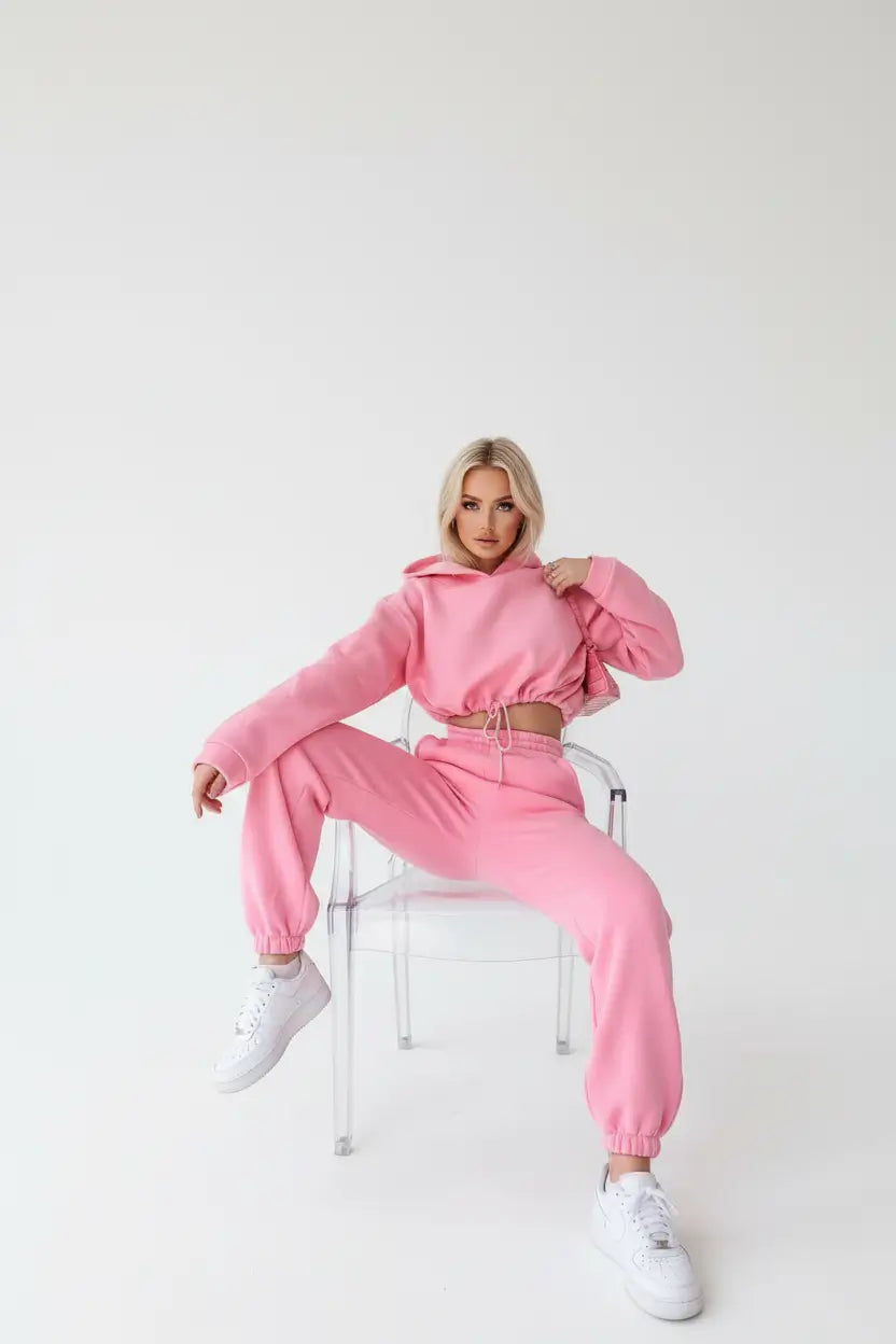 women jogging suit comfortable fitness tracksuit street style look