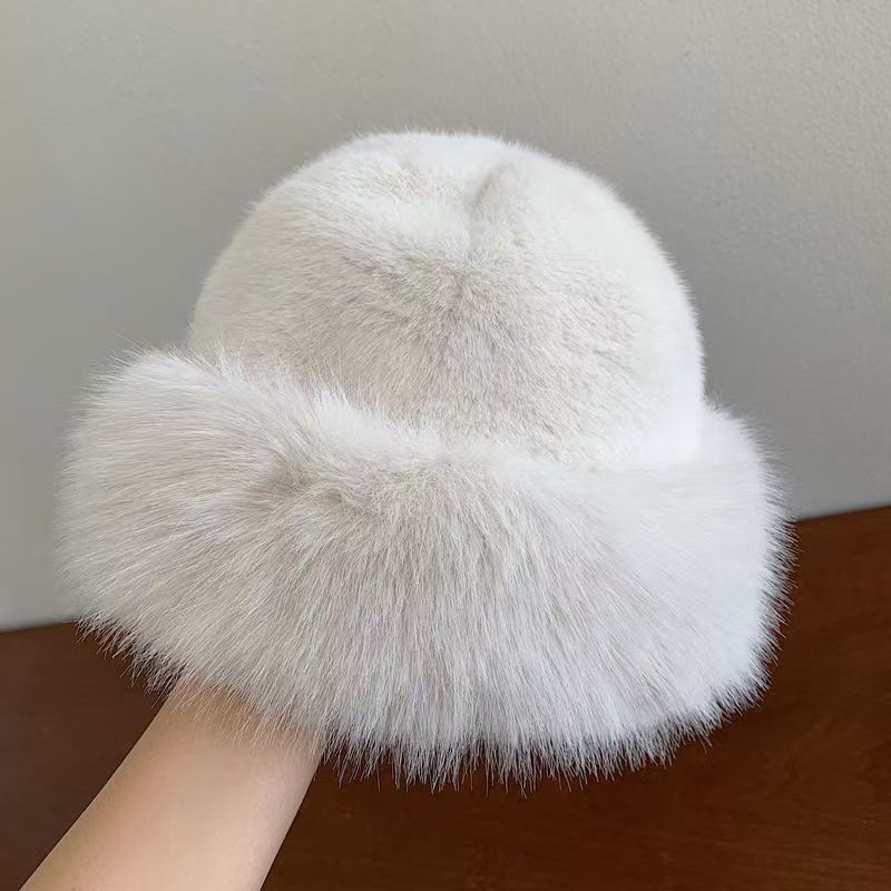 plush Mongolian hat milk tea color refined winter style