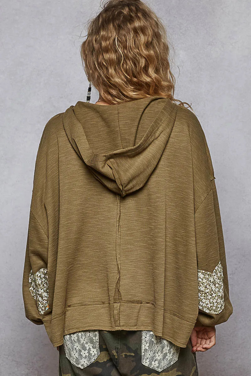Side profile showcasing relaxed fit and slightly stretchy fabric

