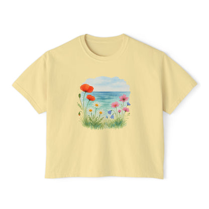 Casual Women's Tee: Perfect for Layering or Solo Wear