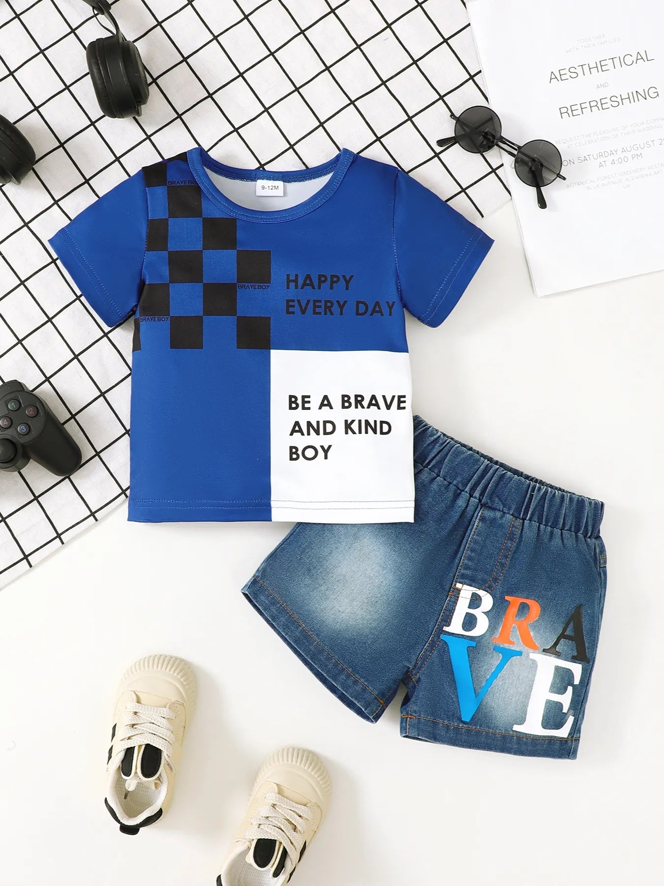 Close-up: Letter Print Tee Fabric – Kids Denim Shorts Set

