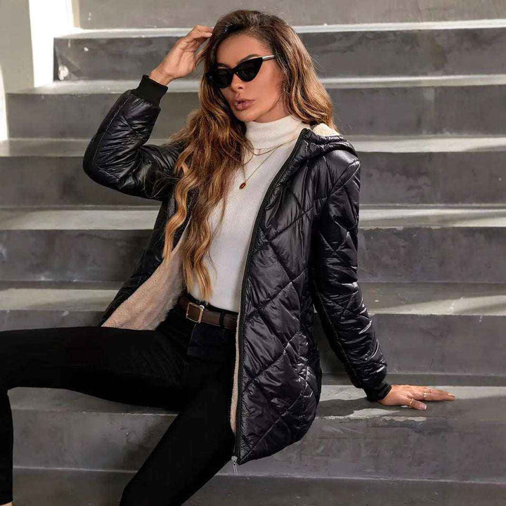 Diamond Lattice Women’s Winter Coat - Warm & Stylish Fit