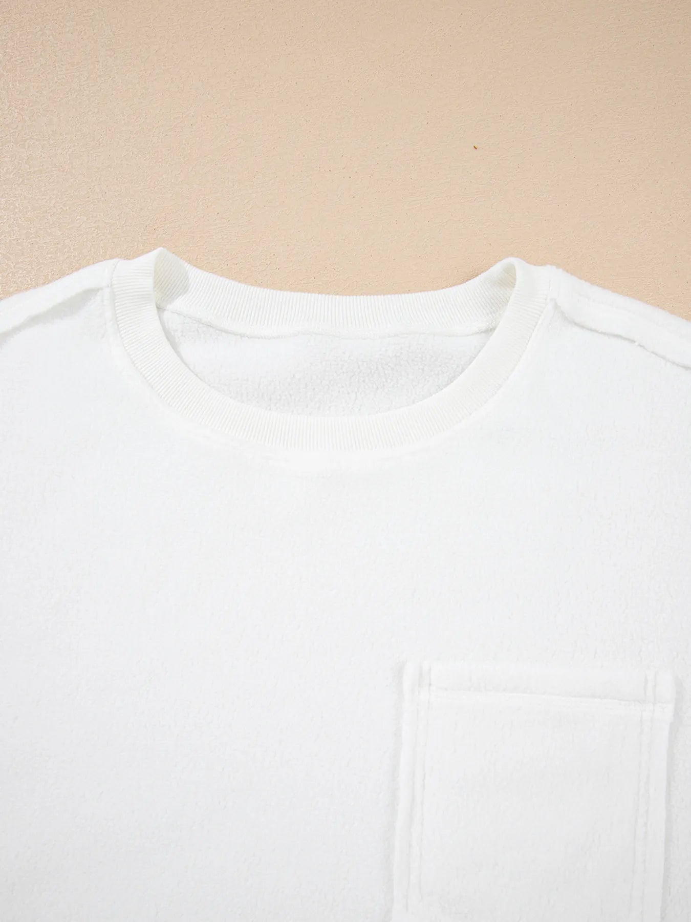 Effortless style – women’s pocketed seam accent shirt

