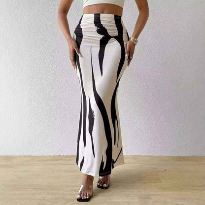Zebra Slimming Dress – Bold, Elegant & Flattering Fit