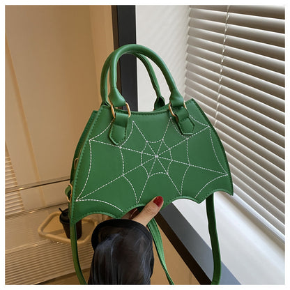Green Summer Crossbody Saddle Bag – Compact Design with Three-Dimensional Pocket

