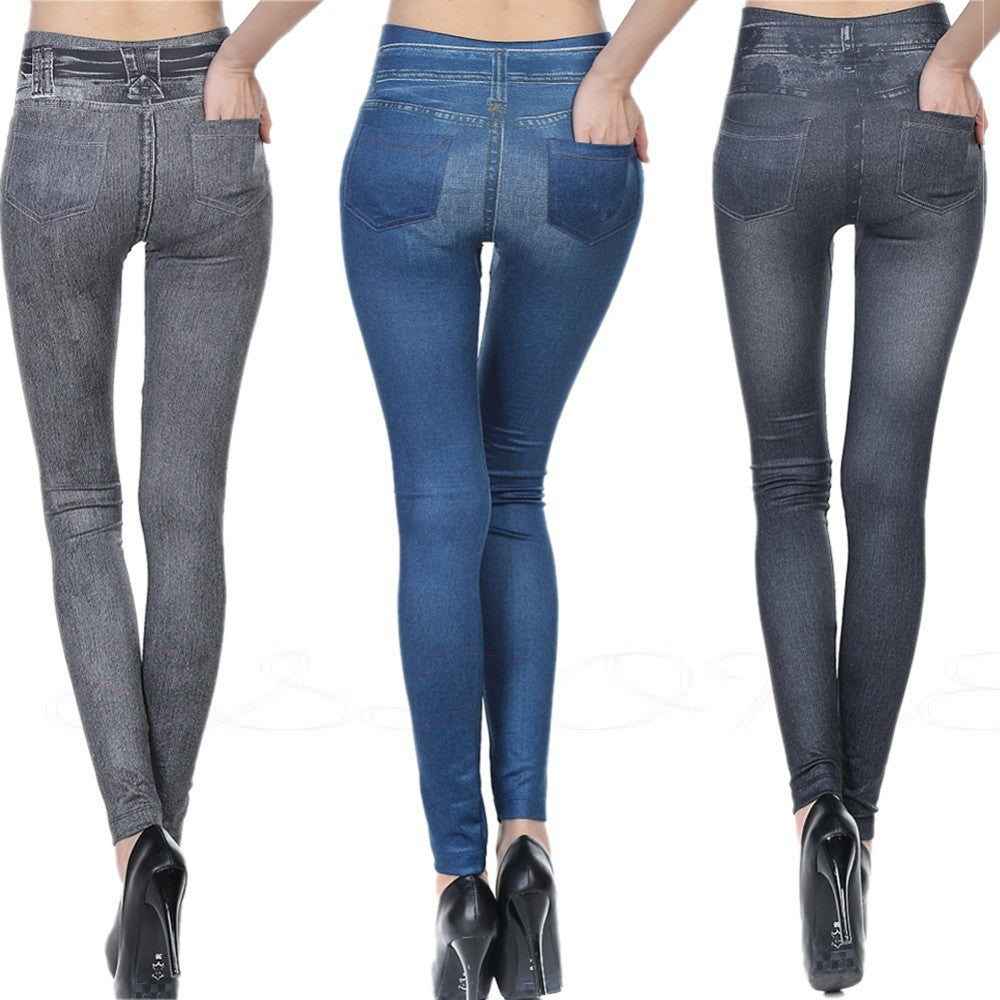 High Waisted Jeggings with Pocket Detail for Added Functionality


