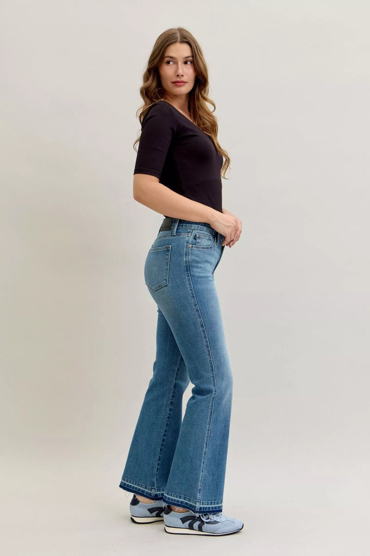Judy Blue bootcut jeans – raw hem bootcut leg opening