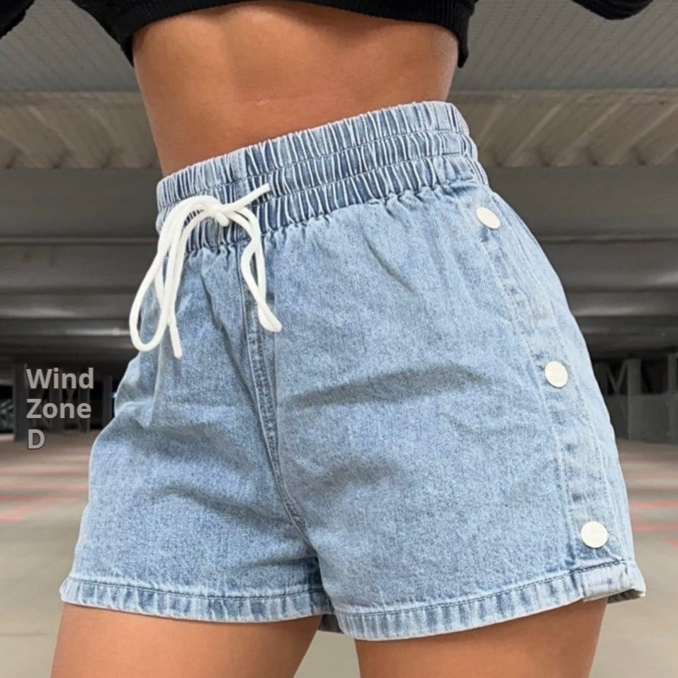 Lifestyle – women’s denim shorts for travel, coffee, commute