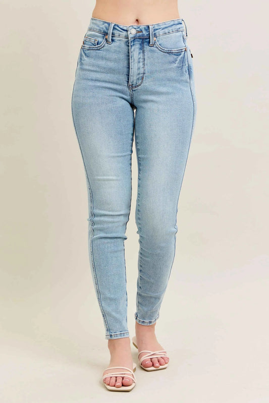 Judy Blue Mr. Tummy Control Plus Size Skinny Jeans