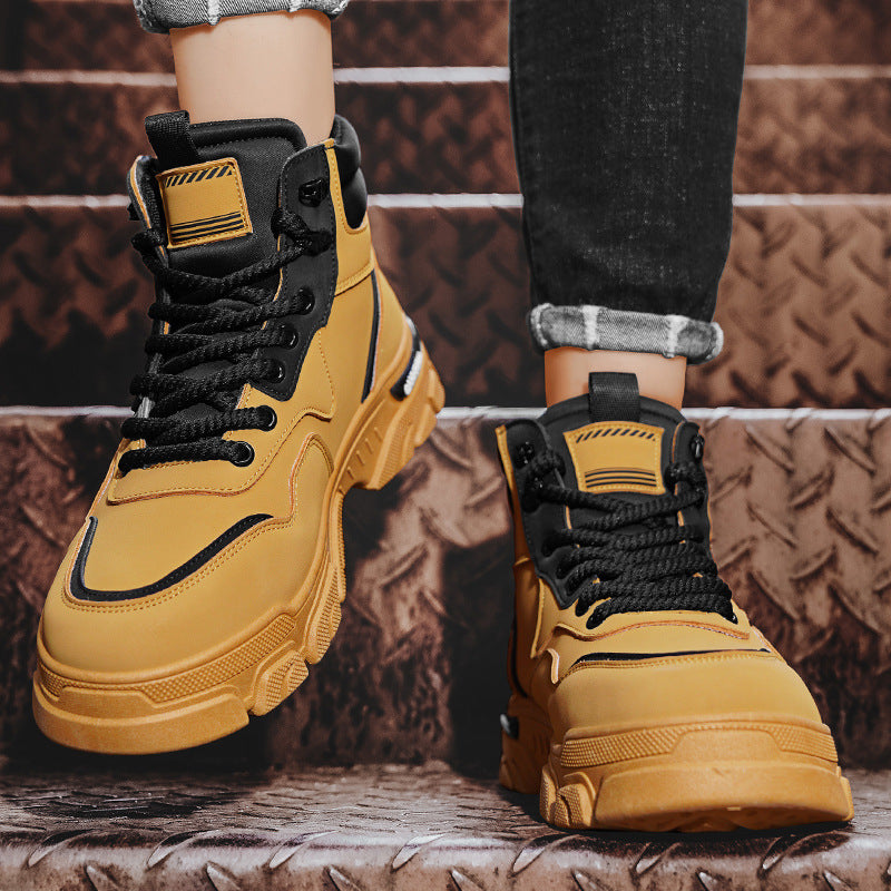 Men's Martin Boots interior mesh lining for breathability and comfort