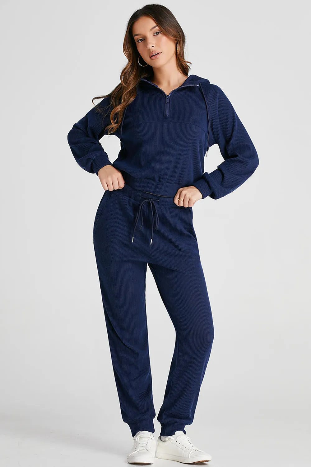Move freely in our women's activewear set with drawstring design.