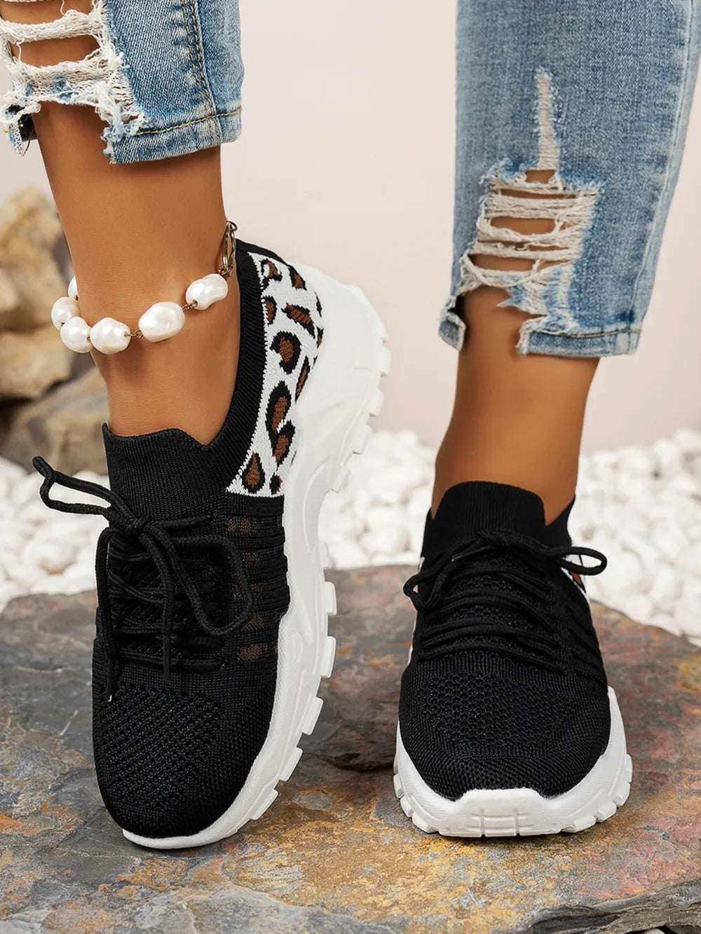 Women’s athletic leopard mesh sneakers, breathable material

