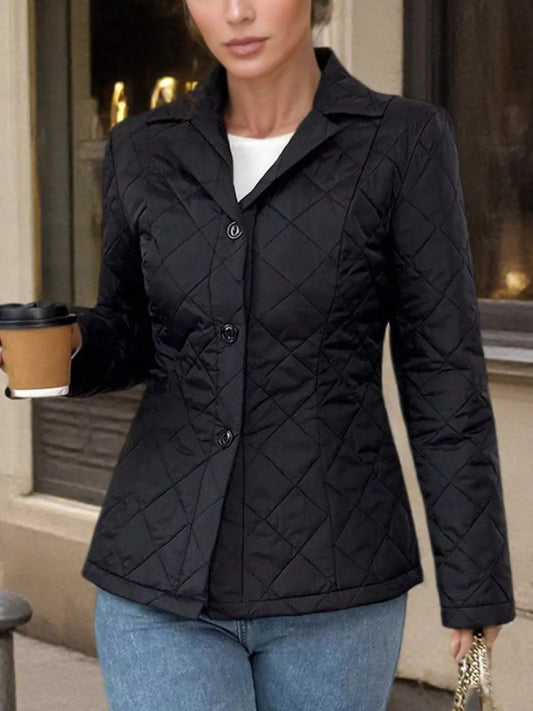 Pocketed quilted coat – lightweight and modern design