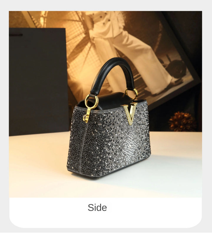 Genuine Leather V-Accent Crossbody – 21×13 cm