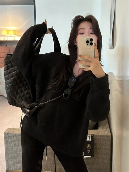 Women's V-Neck Minimalist   – Lightweight Comfort