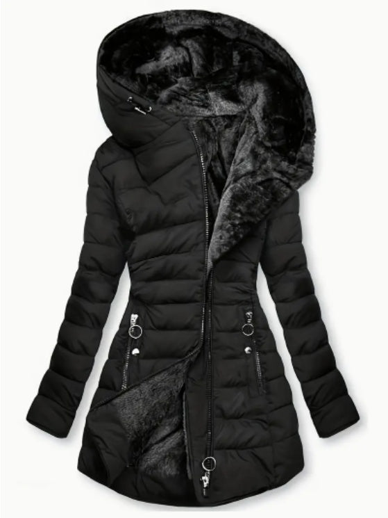 Casual streetwear look with regular-length hoodie and full sleeves.

