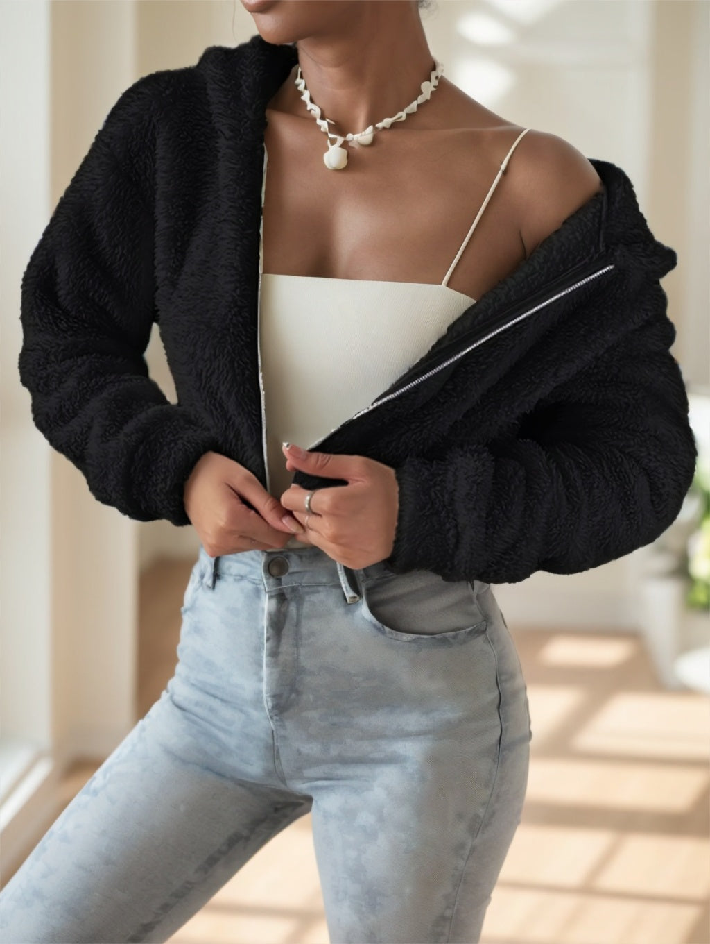 Solid Color Zip-Up Teddy Hoodie – Cuffs and zipper detail