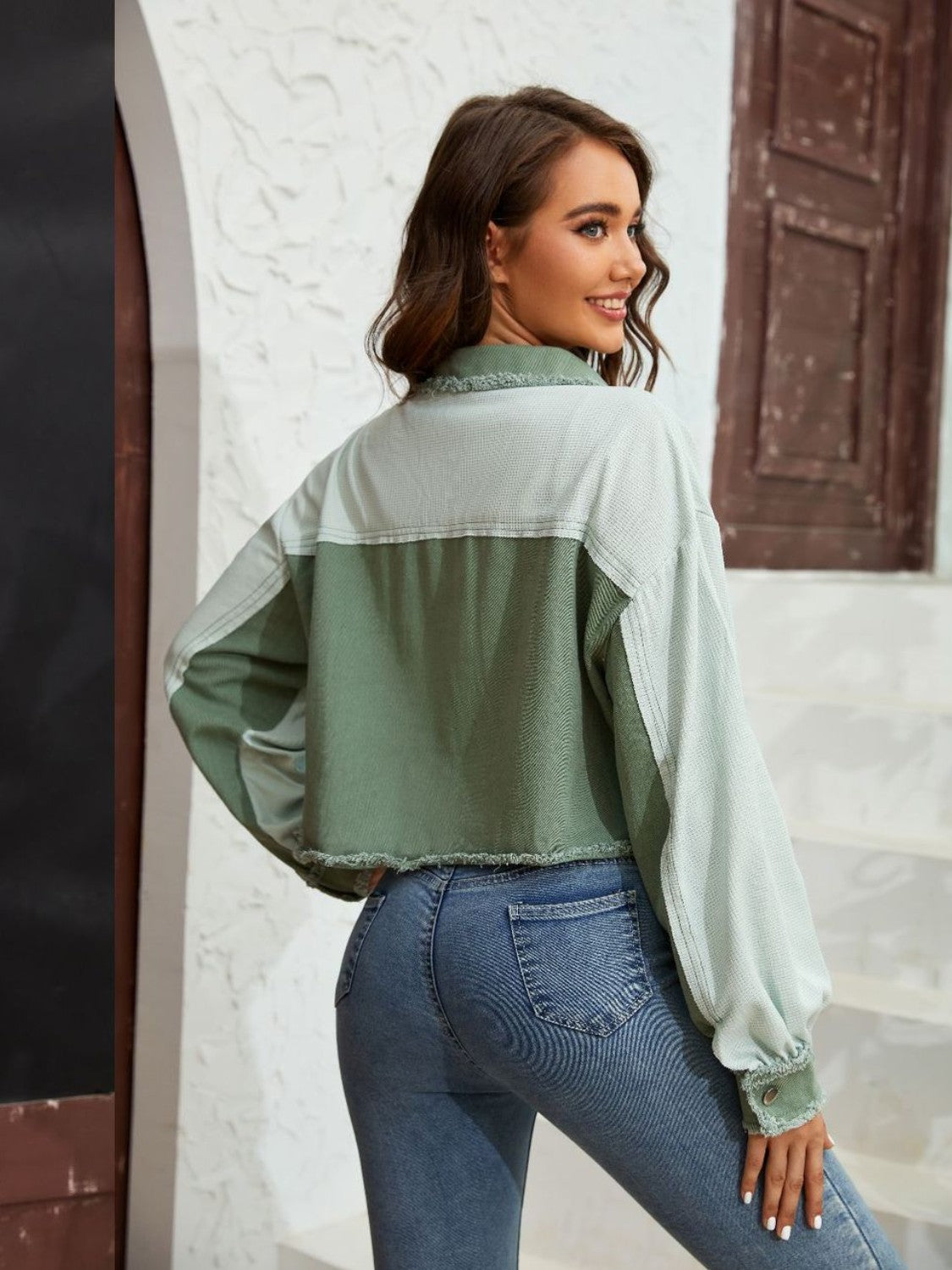 Stay Stylish On-The-Go – Color Block Jacket with Pockets

