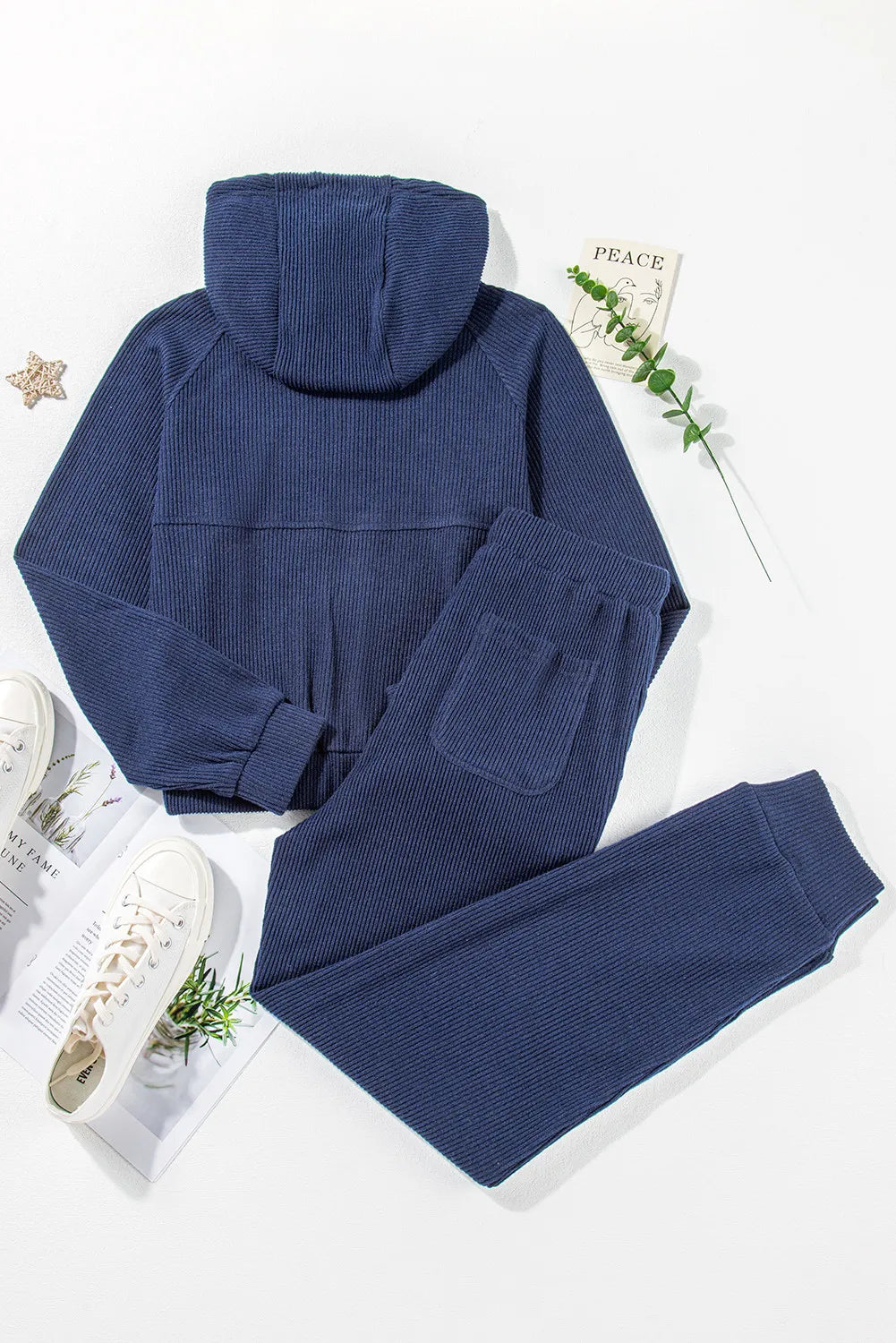 Stay comfy in our women's activewear set for gym or home.