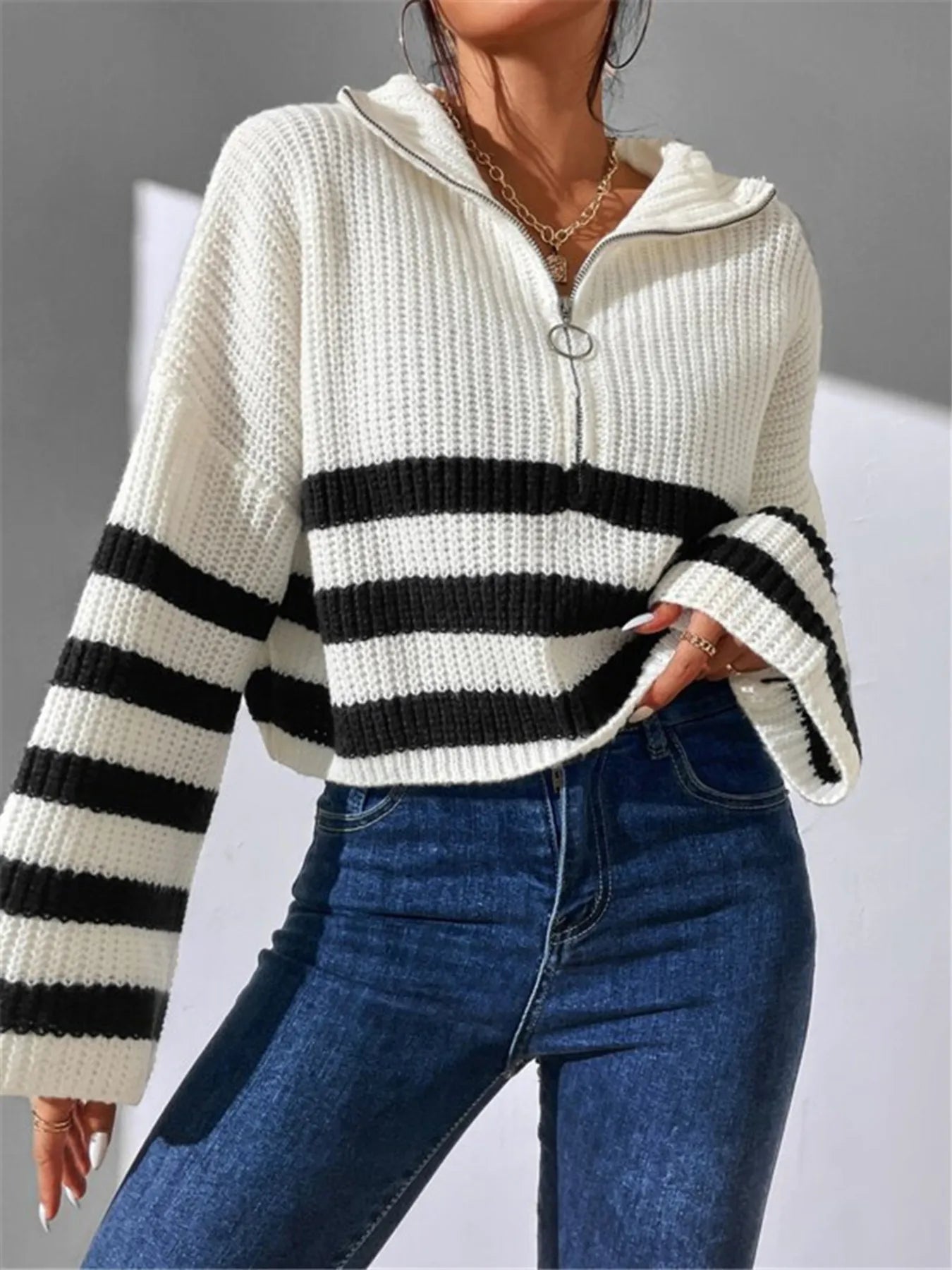 Striped half zip cropped sweater – side profile fit