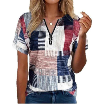 Chic Plus Size T-Shirt – Square Pattern with Zipper