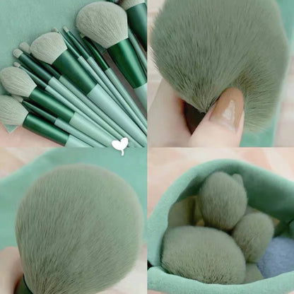 Vegan-Friendly Brushes for Smooth, Streak-Free Makeup Soft Makeup Brushes 

