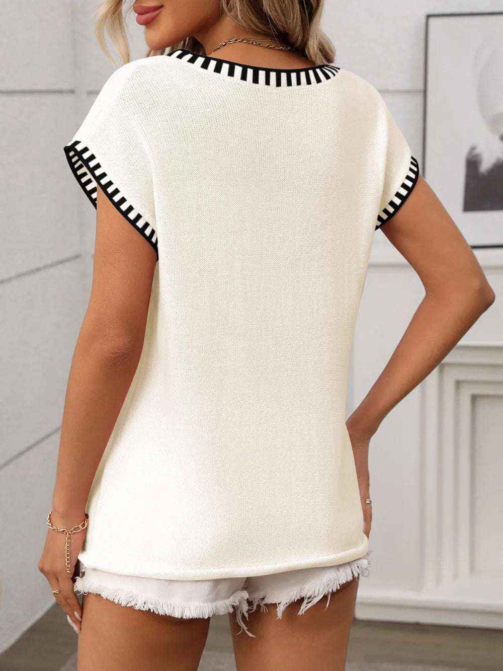 Contrast Trim V-Neck Knit Top for Women