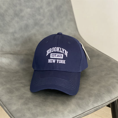 Women’s Japanese Vintage Casual Hat – blue cotton texture macro