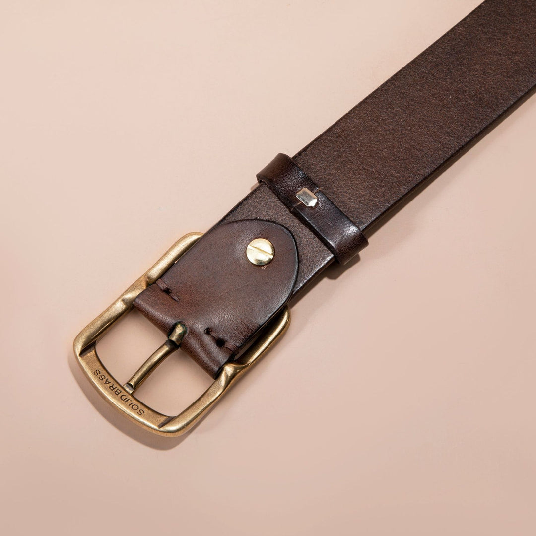 men genuine leather belt brass buckle worn with beige trousers premium casual outfit