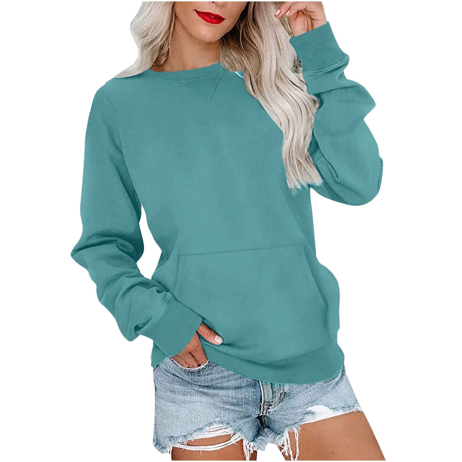 Oversized women's sweater fall 2025 peacock green full body outfit with jeans layering