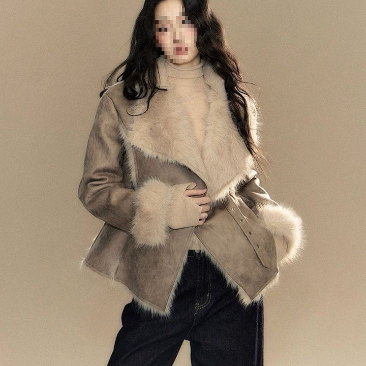 Suede Fur Trimmed Women’s Coat – Effortless Winter Luxury
