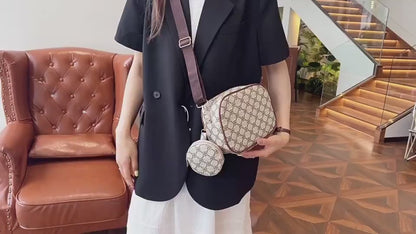 Modern take on classic plaid: crossbody set with mini bag in PU, square form, zip closure, easy care essential for daily use.