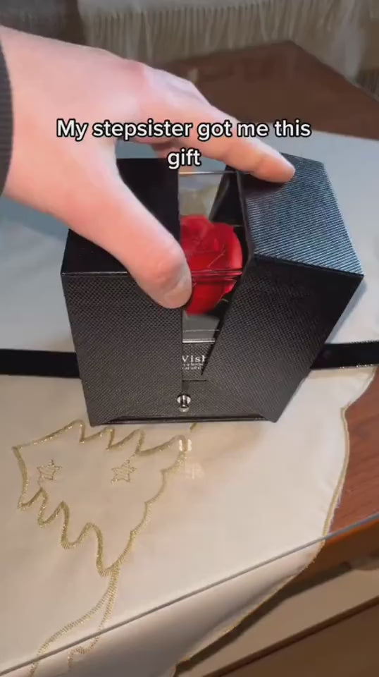 metal rose necklace gift boxed luxury valentine surprise
